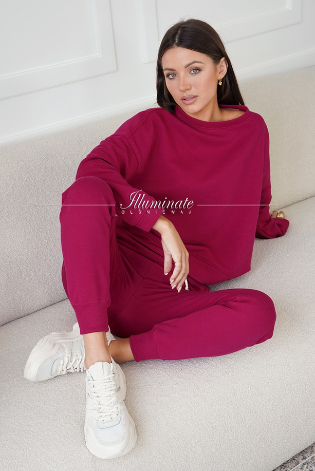 CHILL magenta sweatshirt by Illuminate