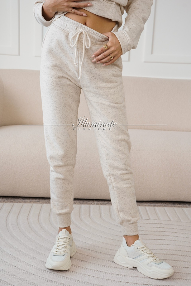 CHILL beige linen sweatpants by Illuminate